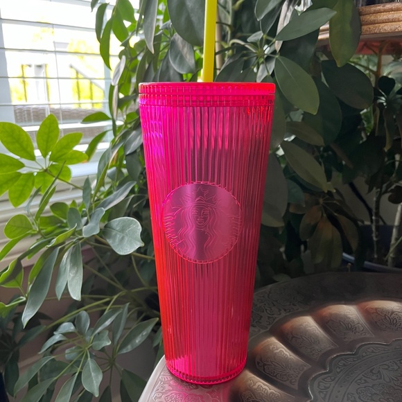 STARBUCKS 2023 24 oz HOT PINK Ribbed Tumbler - Picture 1 of 6